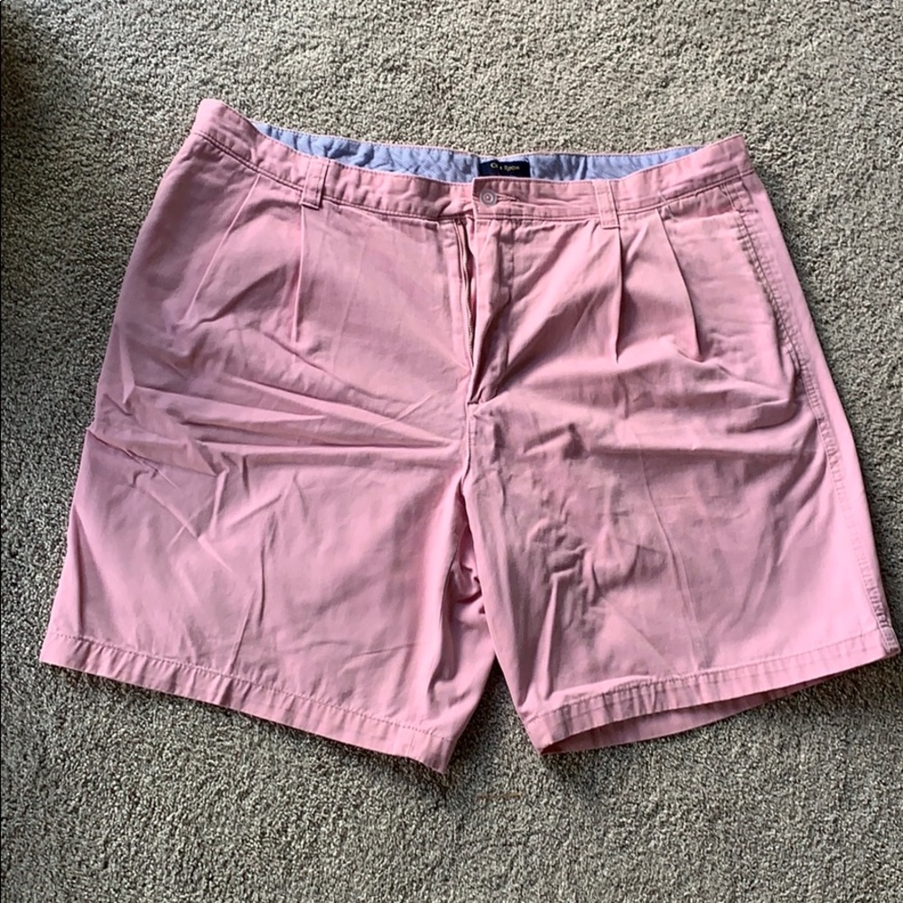 EUC men’s pink shorts size 40